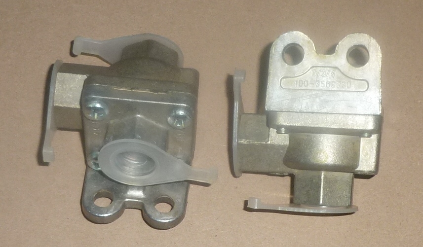 100-3562010 КАМАЗ Клапан 2-магистральн.100-3562010 РААЗ